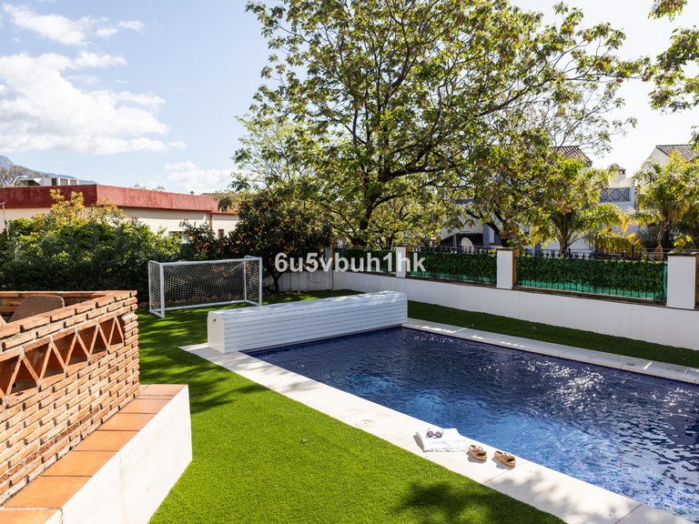 Villa for Sale in San Pedro De Alcántara, Malaga 37
