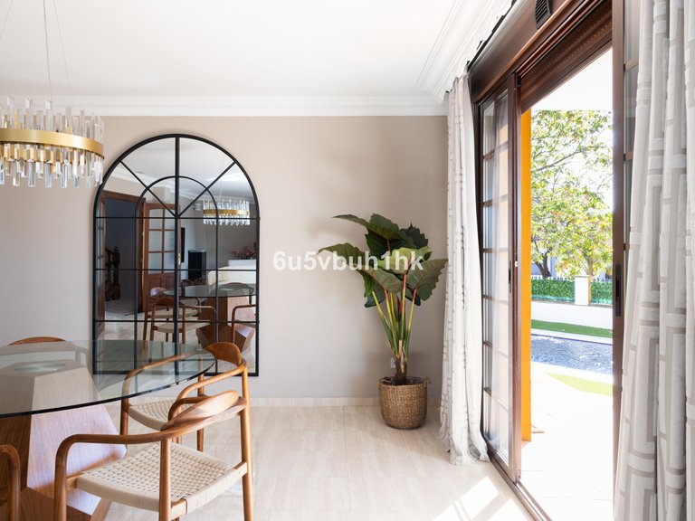 Villa for Sale in San Pedro De Alcántara, Malaga 8