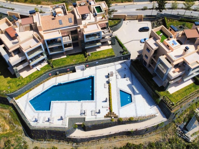 Apartment for Sale in Benahavís, Malaga 19