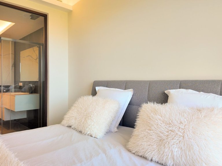 Apartment for Sale in Benahavís, Malaga 24