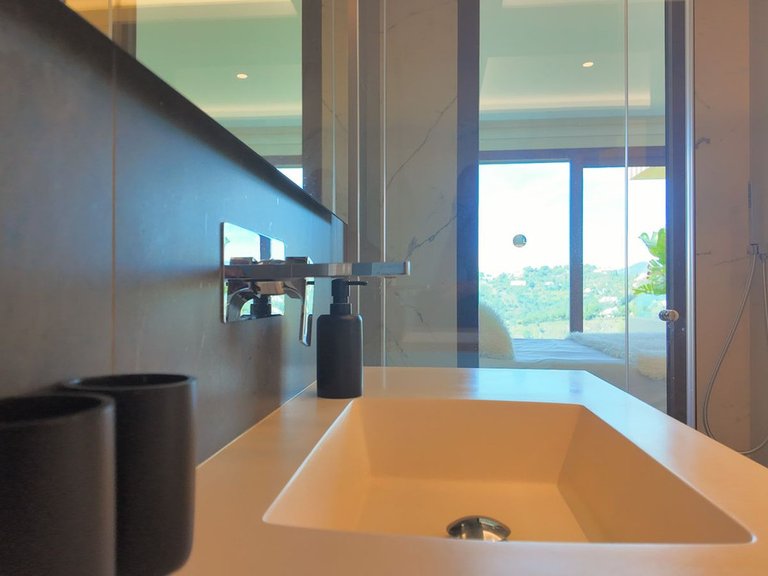Apartment for Sale in Benahavís, Malaga 26