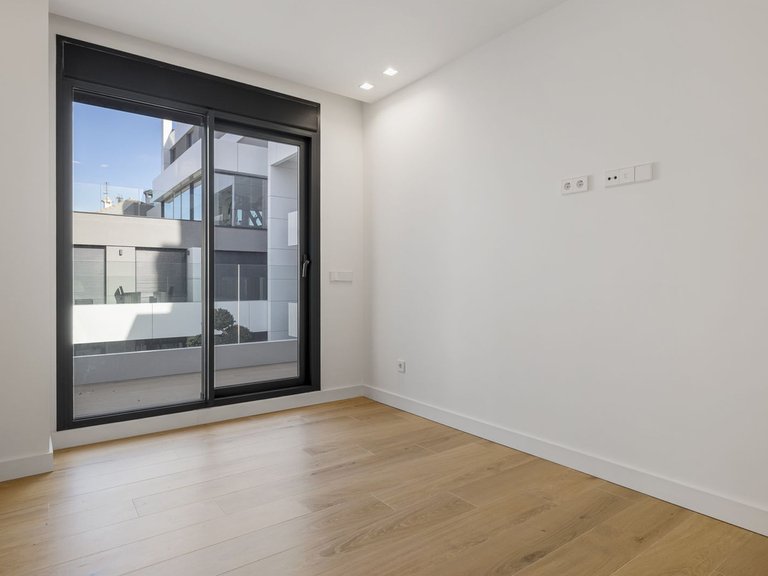 Apartment for Sale in Fuengirola, Malaga 11