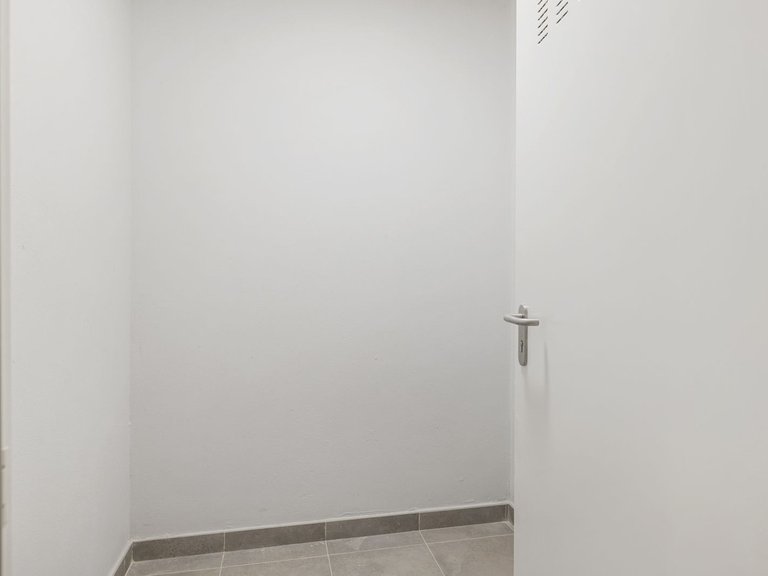 Apartment for Sale in Fuengirola, Malaga 31