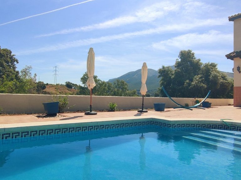 Villa for Sale in Alhaurín El Grande, Malaga 10