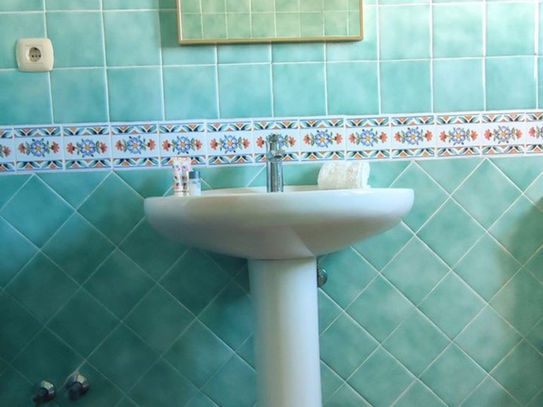 Villa for Sale in Alhaurín El Grande, Malaga 19