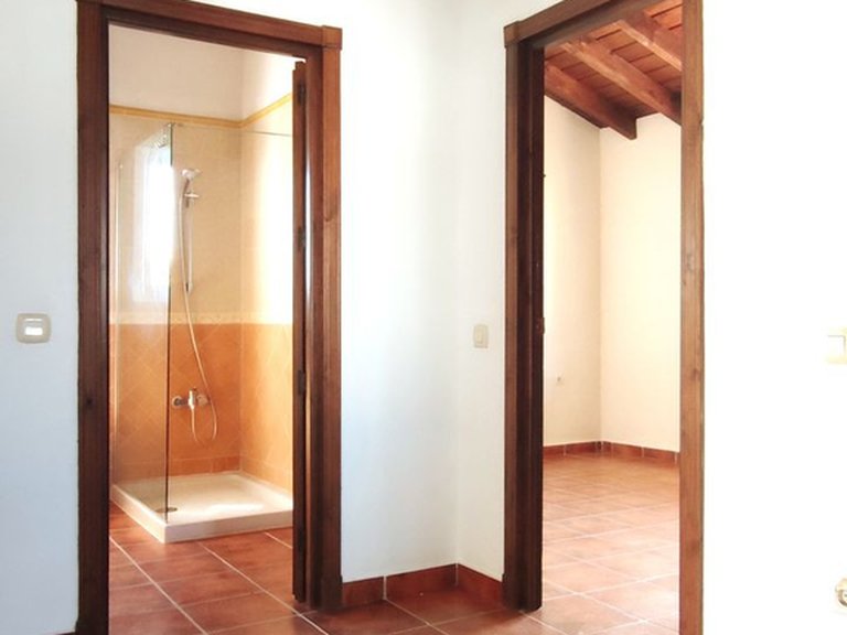Villa for Sale in Alhaurín El Grande, Malaga 32