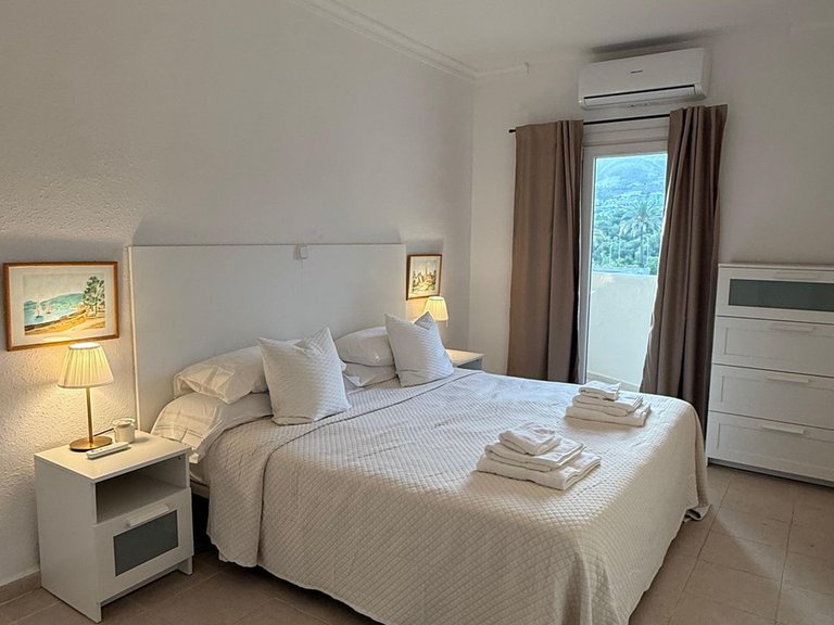 Apartment for Sale in Benalmadena Costa, Malaga 26