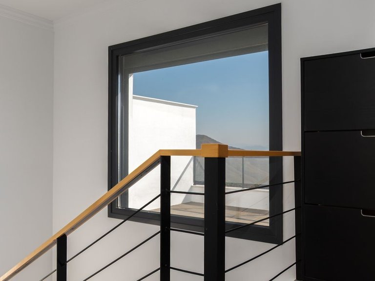 Villa for Sale in La Mairena, Malaga 4