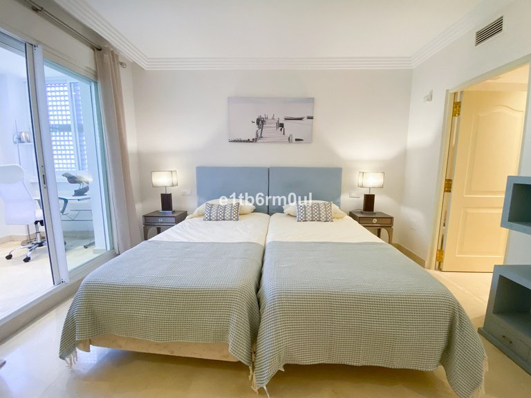 Apartment for Sale in Nueva Andalucía, Malaga 12