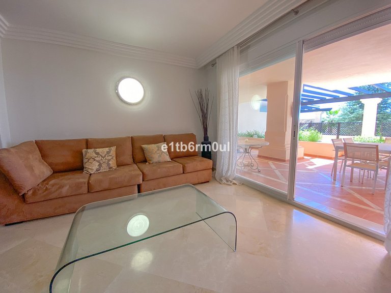 Apartment for Sale in Nueva Andalucía, Malaga 22