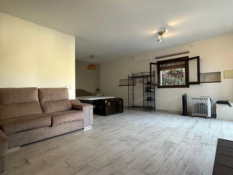Villa for Sale in Mayorazgo, Malaga 26