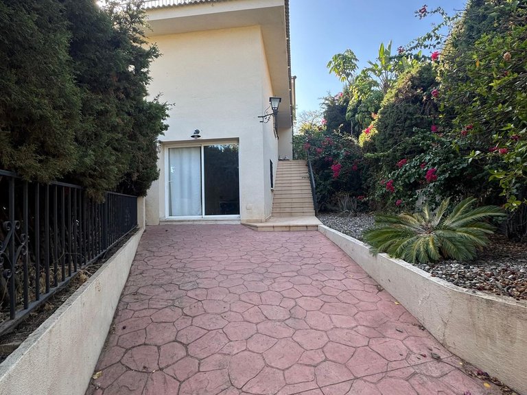 Villa for Sale in Mayorazgo, Malaga 30