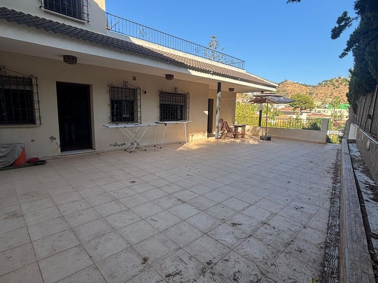 Villa for Sale in Mayorazgo, Malaga 8