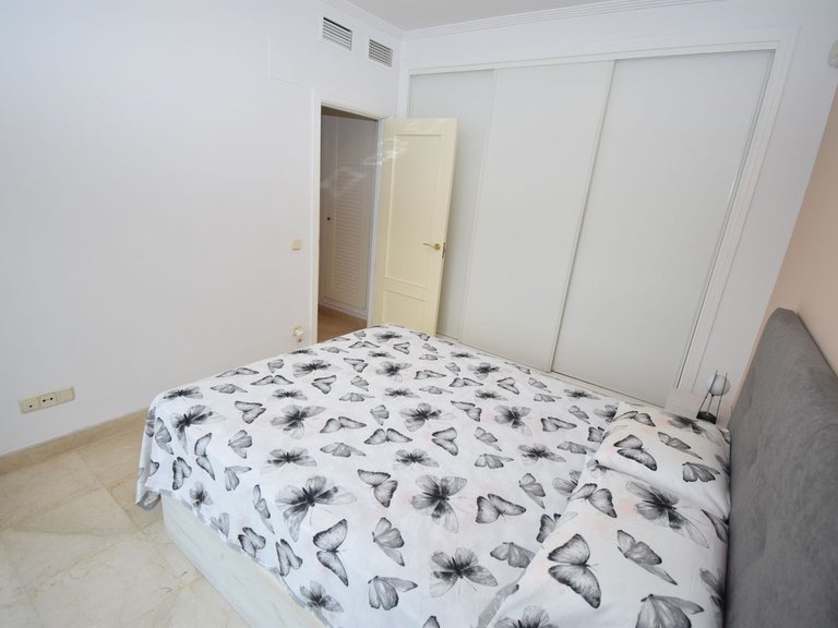 Apartment for Sale in Calanova Golf, Malaga 19
