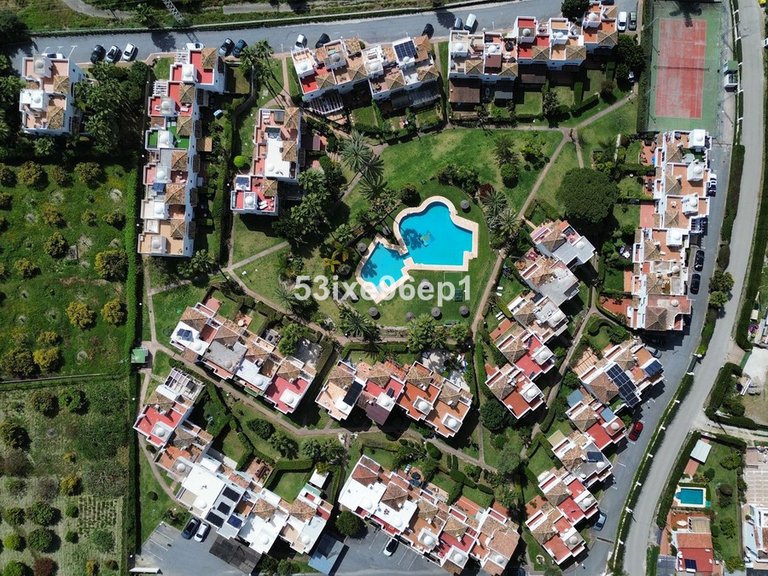 Villa for Sale in New Golden Mile, Malaga 36
