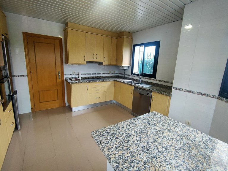 Villa for Sale in Cancelada, Malaga 14