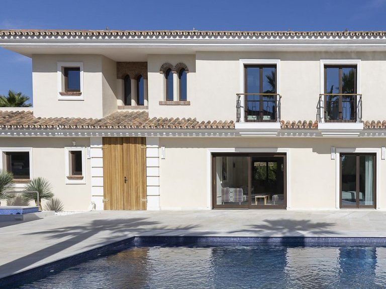 Villa for Sale in Mijas Golf, Malaga 1