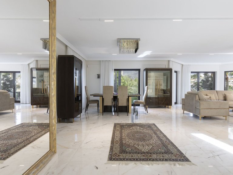 Villa for Sale in Mijas Golf, Malaga 16