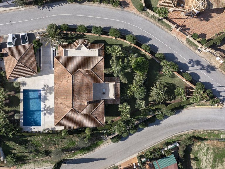 Villa for Sale in Mijas Golf, Malaga 5