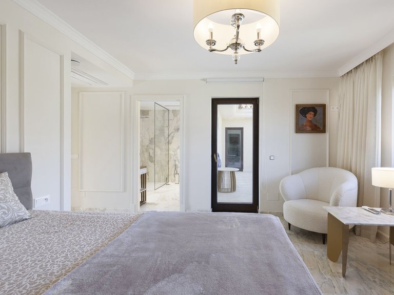 Villa for Sale in Mijas Golf, Malaga 52