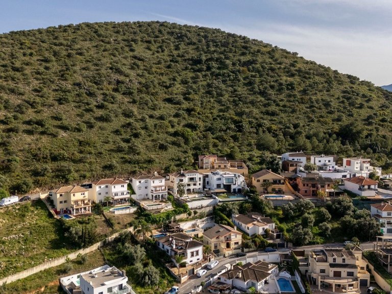 Villa for Sale in Coín, Malaga 2