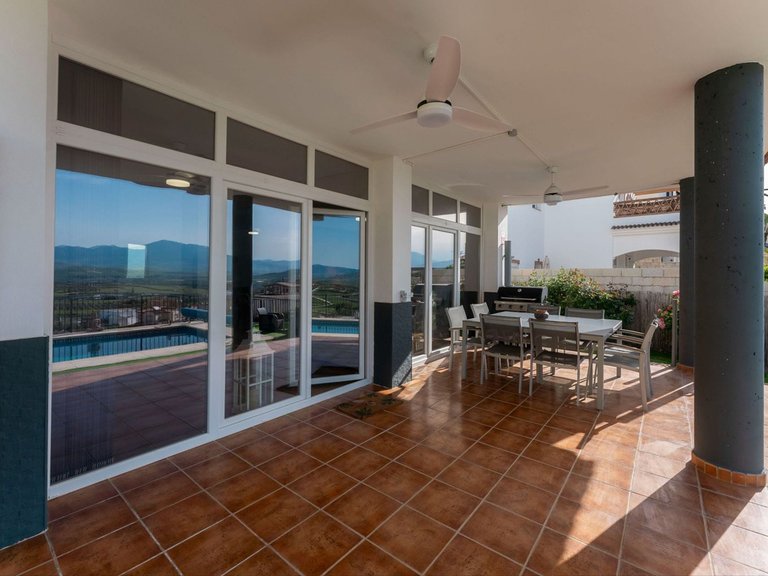 Villa for Sale in Coín, Malaga 8