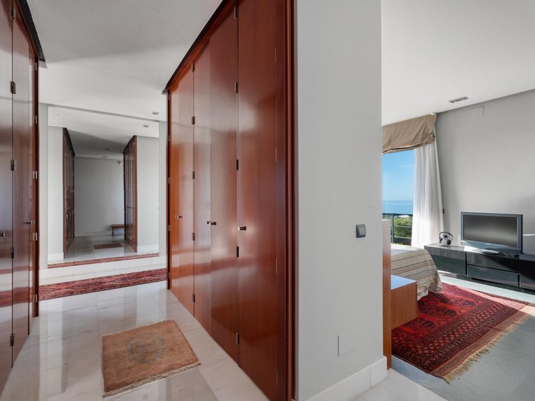 Villa for Sale in Altos De Los Monteros, Malaga 18