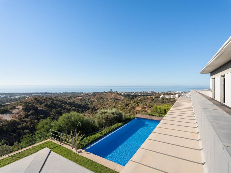 Villa for Sale in Altos De Los Monteros, Malaga 31