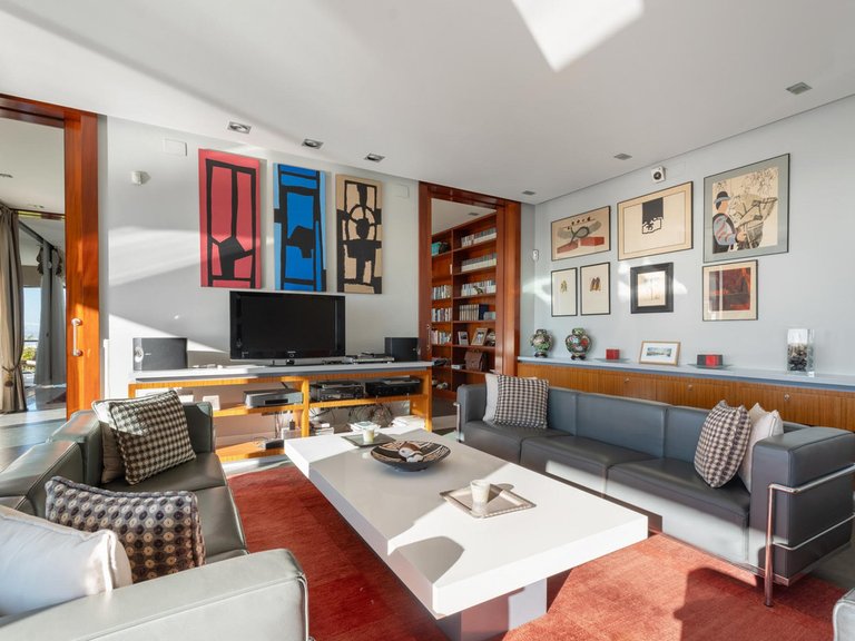 Villa for Sale in Altos De Los Monteros, Malaga 8
