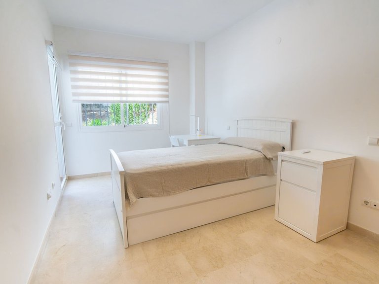 Apartment for Sale in Estepona, Malaga 28