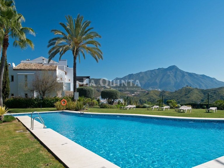 Apartment for Sale in Benahavís, Malaga 18