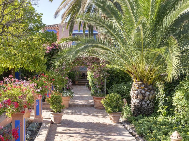 Villa for Sale in Benahavís, Malaga 31