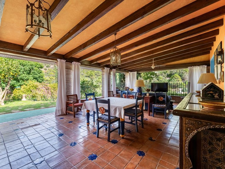 Villa for Sale in Benahavís, Malaga 8