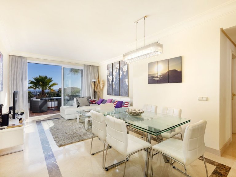 Apartment for Sale in Benahavís, Malaga 10