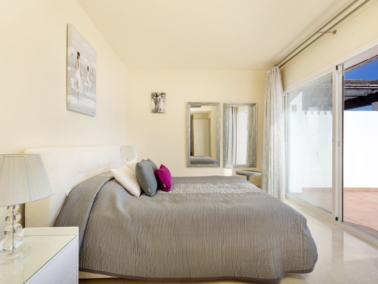 Apartment for Sale in Benahavís, Malaga 13