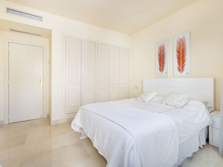 Apartment for Sale in Benahavís, Malaga 17