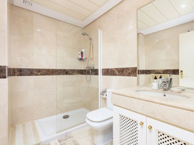 Apartment for Sale in Benahavís, Malaga 19