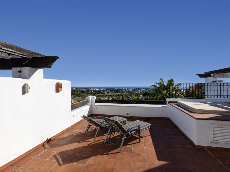 Apartment for Sale in Benahavís, Malaga 27