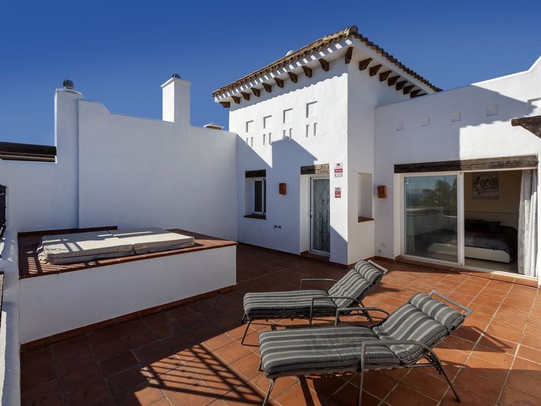 Apartment for Sale in Benahavís, Malaga 3