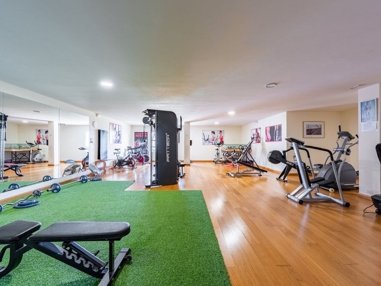 Apartment for Sale in Benahavís, Malaga 32