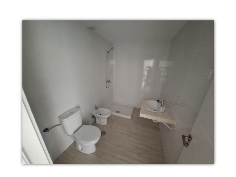 Apartment for Sale in Fuengirola, Malaga 12