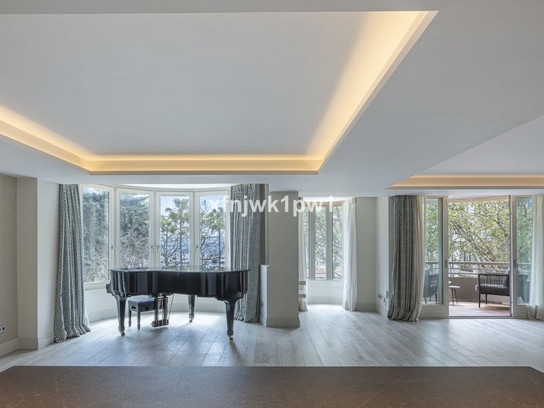 Apartment for Sale in Marbella, Malaga 16
