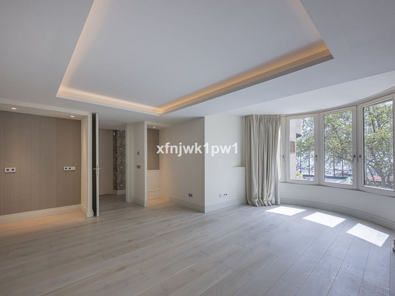 Apartment for Sale in Marbella, Malaga 17