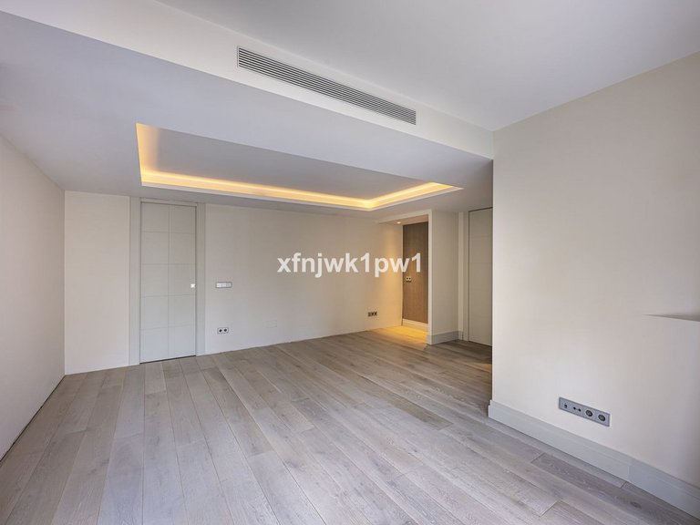 Apartment for Sale in Marbella, Malaga 20