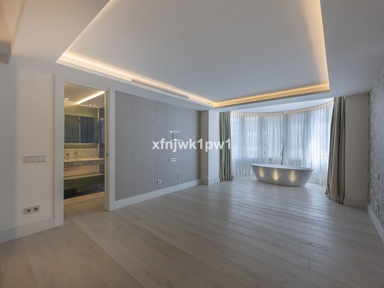 Apartment for Sale in Marbella, Malaga 21