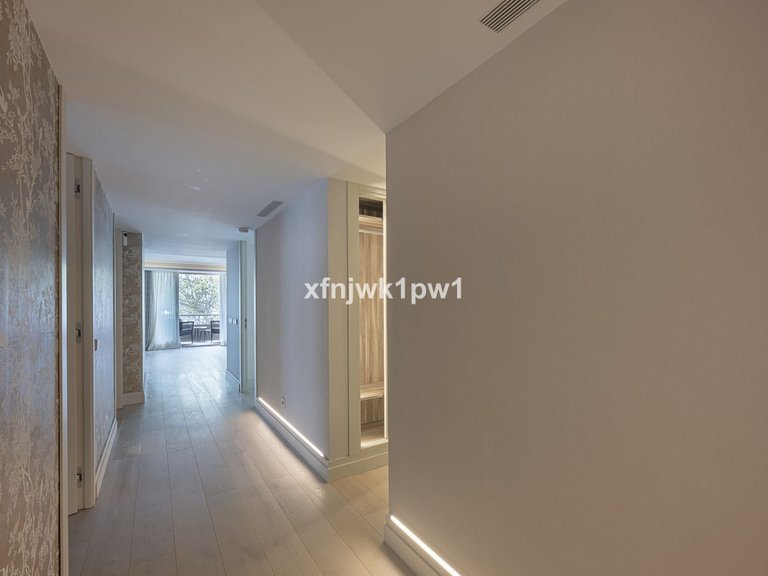 Apartment for Sale in Marbella, Malaga 29