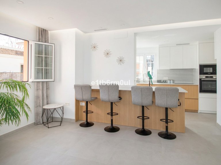 Apartment for Sale in Nueva Andalucía, Malaga 7