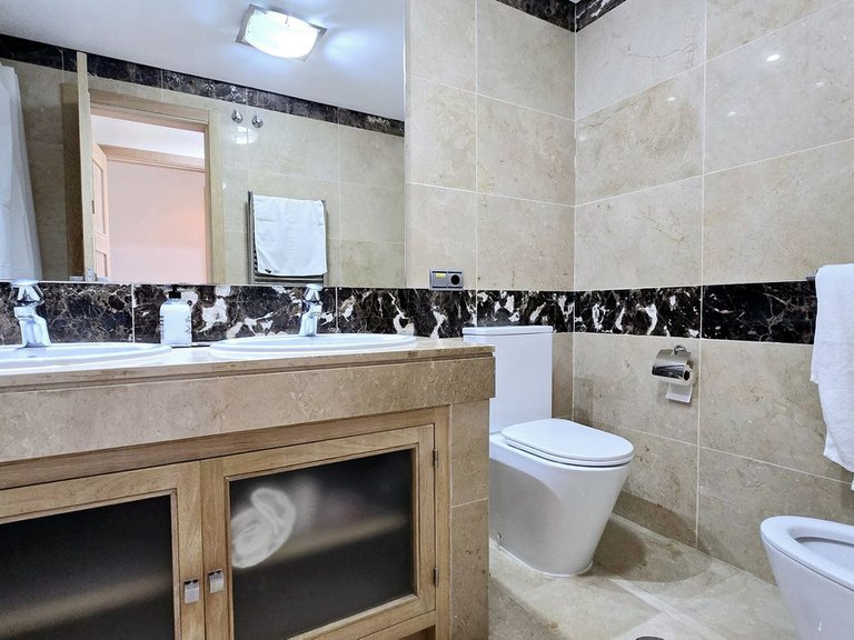 Apartment for Sale in La Duquesa, Malaga 15