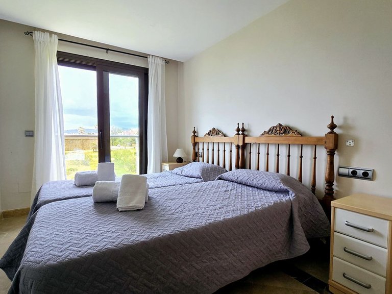 Apartment for Sale in La Duquesa, Malaga 18