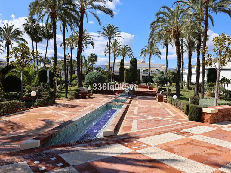 Villa for Sale in Estepona, Malaga 14